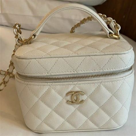 chanel vanity 22s|chanel vanity case review.